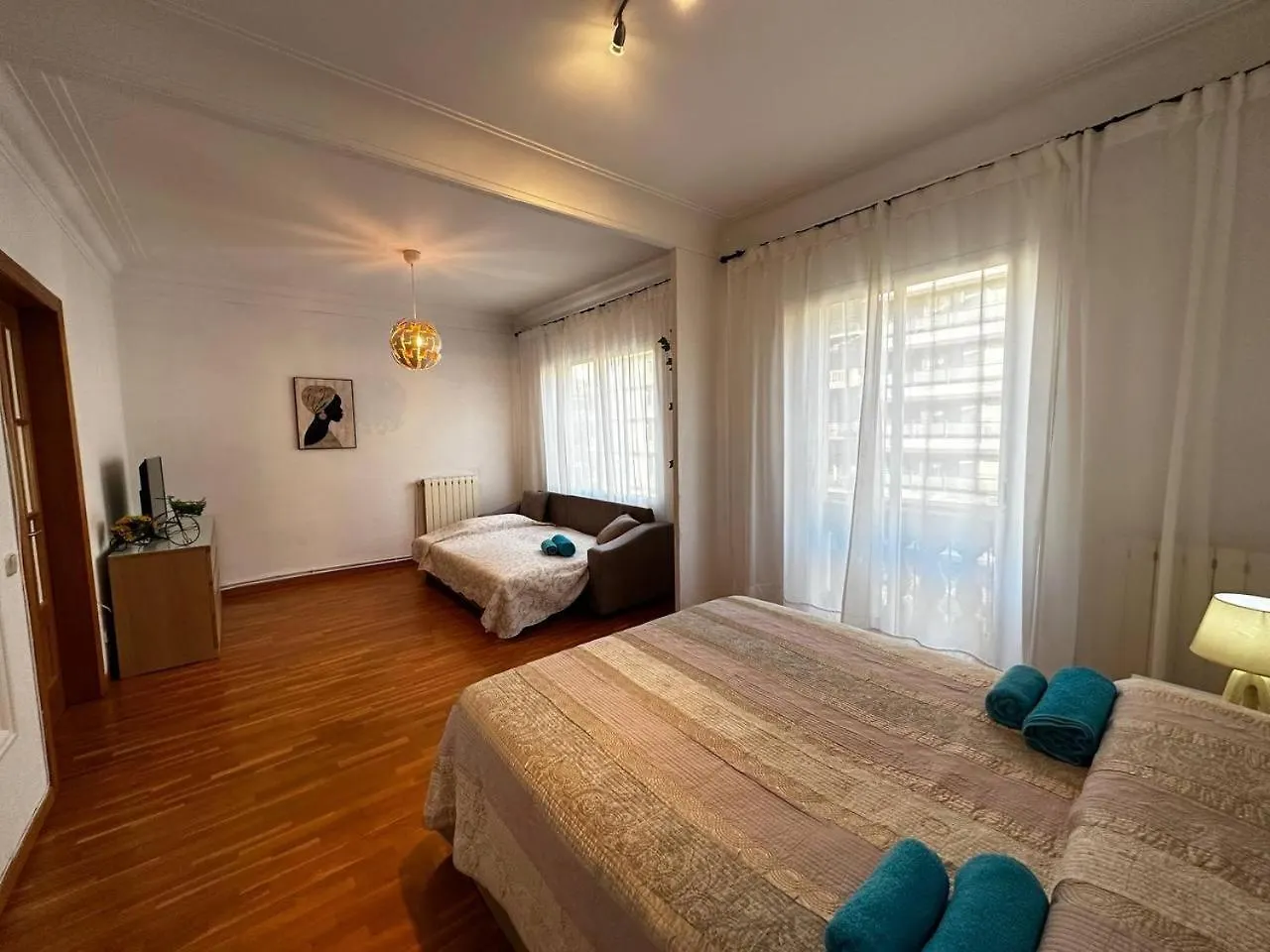 לינה וארוחת בוקר ברצלונה Rooms Aragon